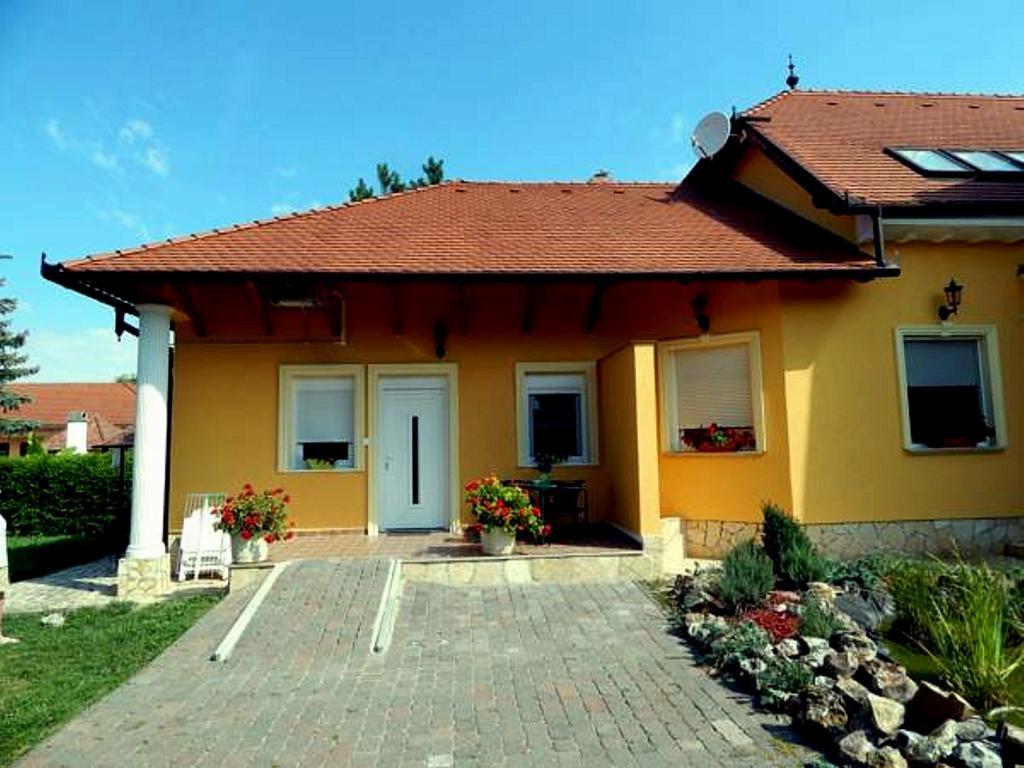 Georgina Apartman Harkany Exterior photo