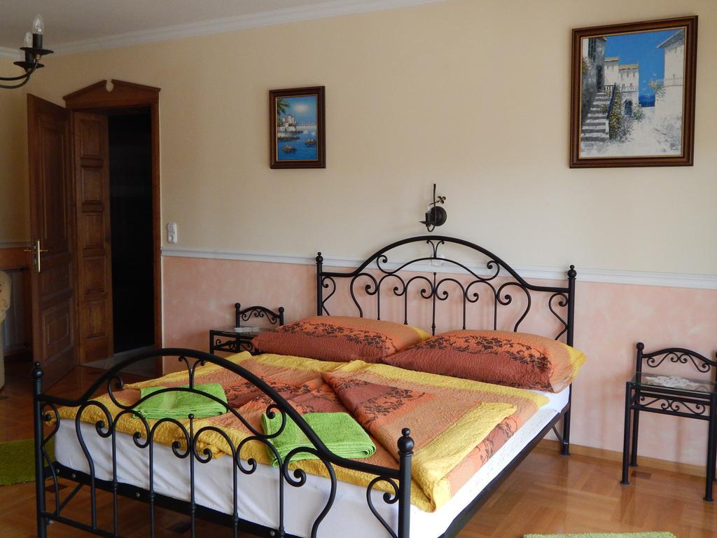 Georgina Apartman Harkany Exterior photo
